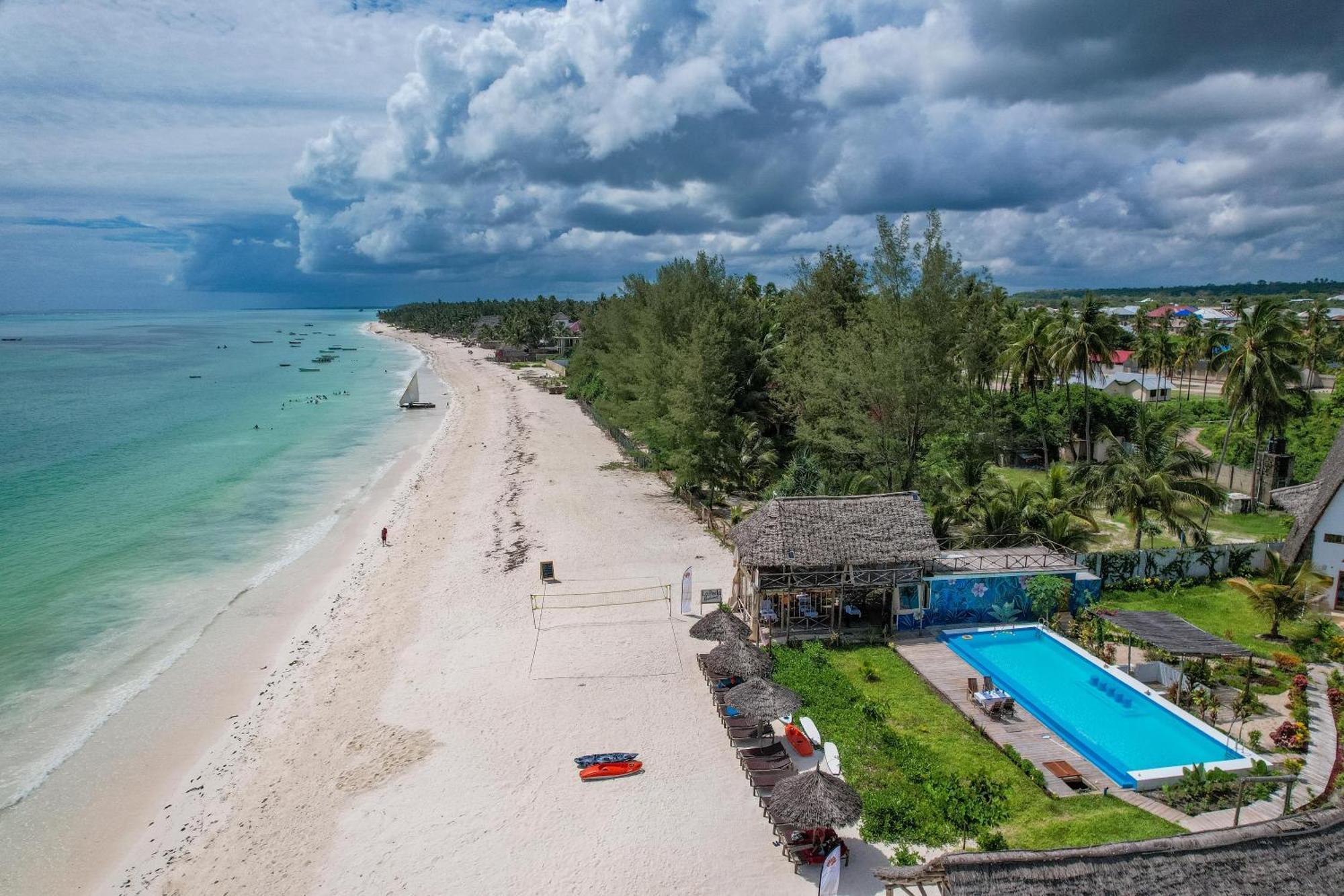 La Perla Beach Resort, Zanzibar - Your Beachfront Private Haven Пвани Мчангани Екстериор снимка