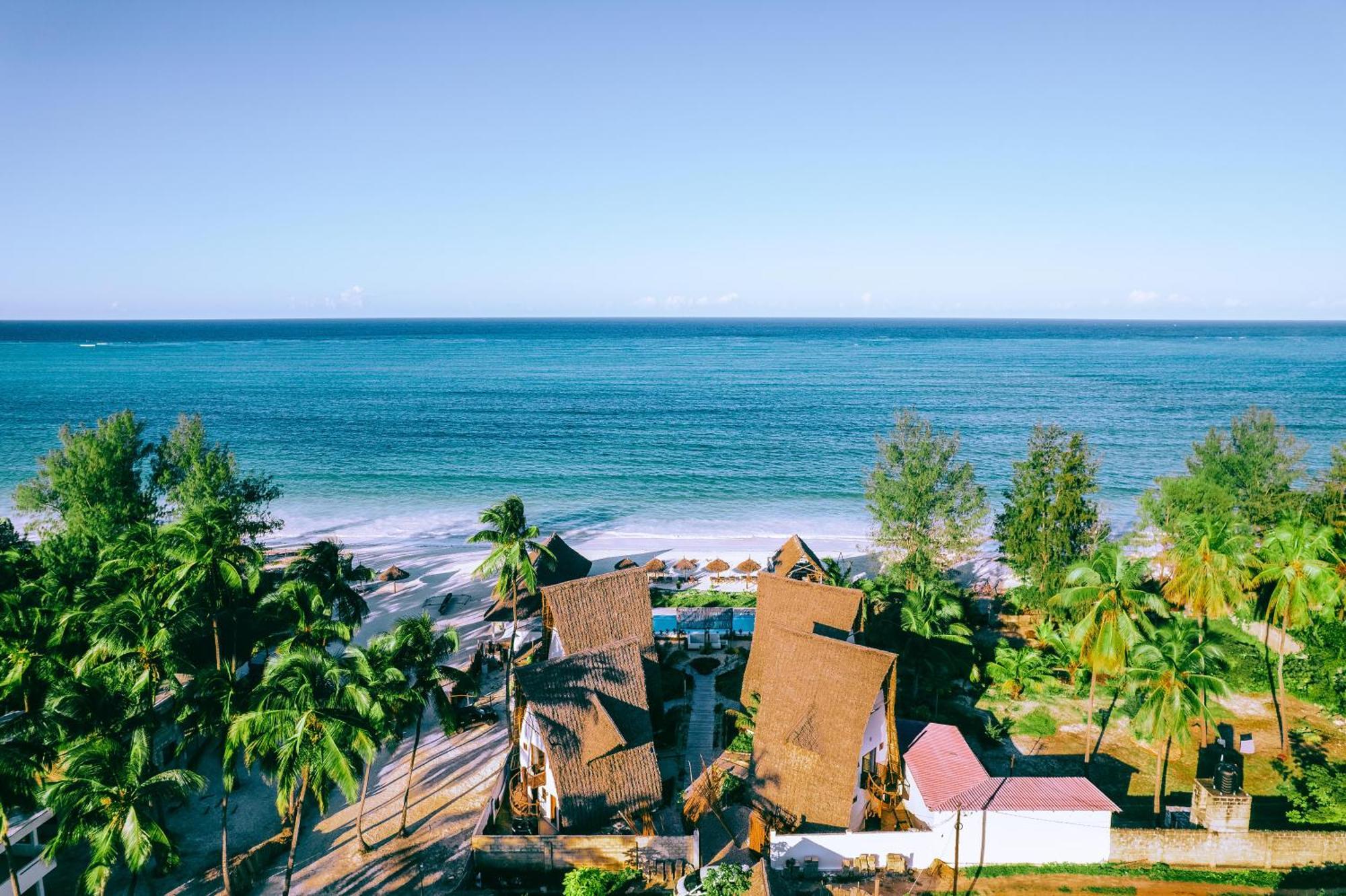 La Perla Beach Resort, Zanzibar - Your Beachfront Private Haven Пвани Мчангани Екстериор снимка